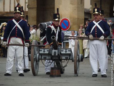 "Vous pointez, chef ?" "Non, je tire, bande de nazes"