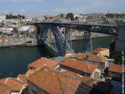 A Porto, on s'est frité à cet endroit en 1809 sur un pont de barques